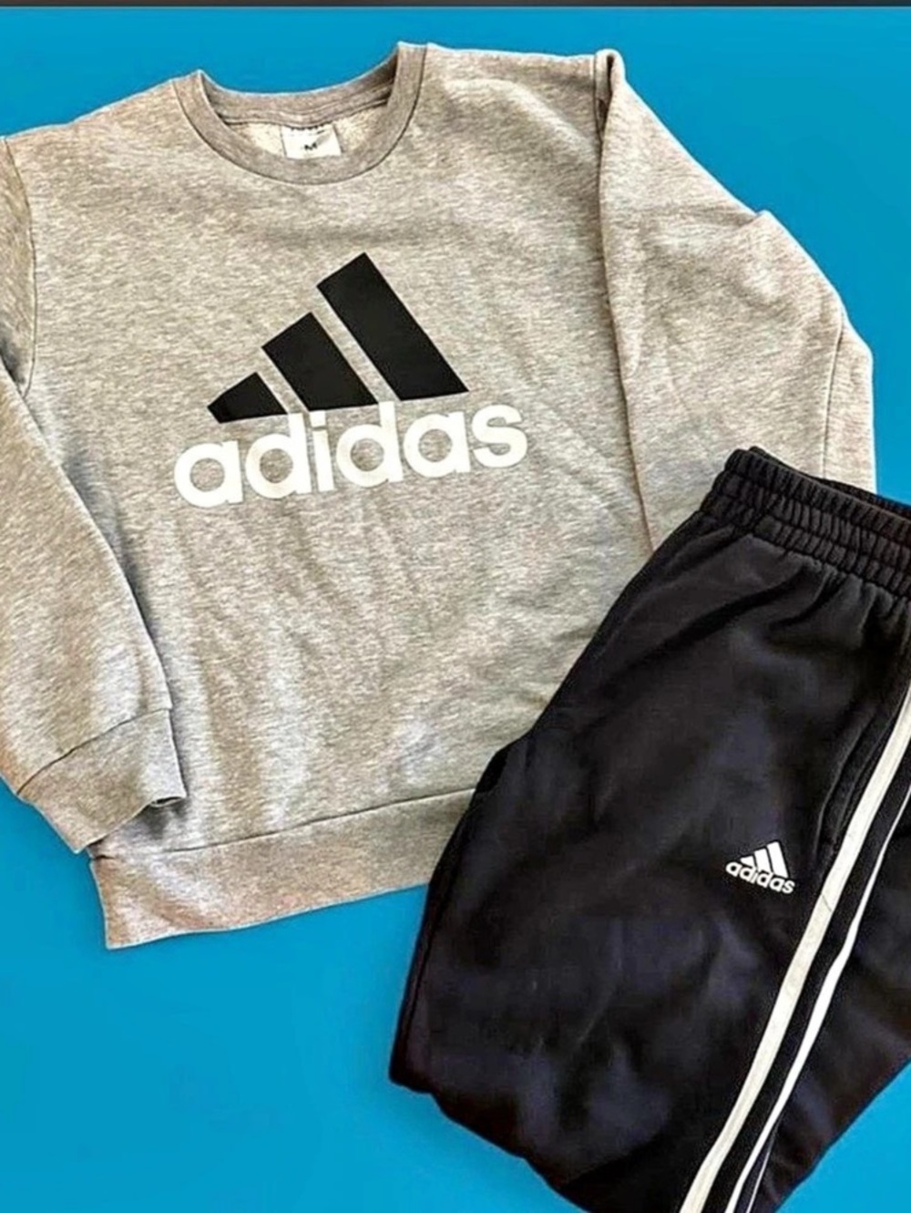 adidas Youth Fleece Crewneck Sweatshirt and Jogger Set Boys Gray & Black